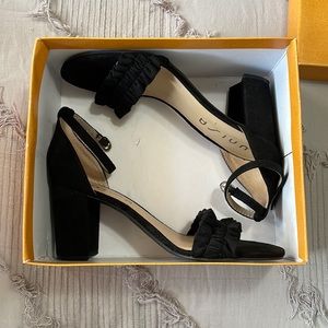 Unisa Black Heels